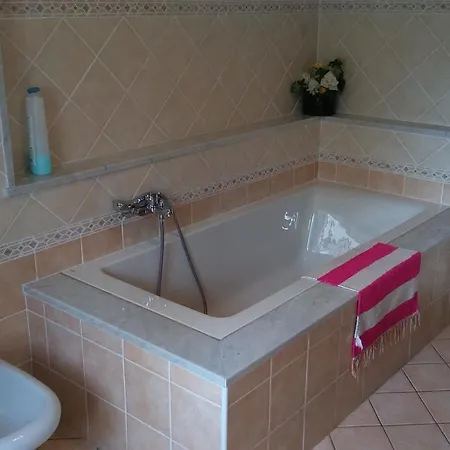 L'agrifoglio Bed & Breakfast *